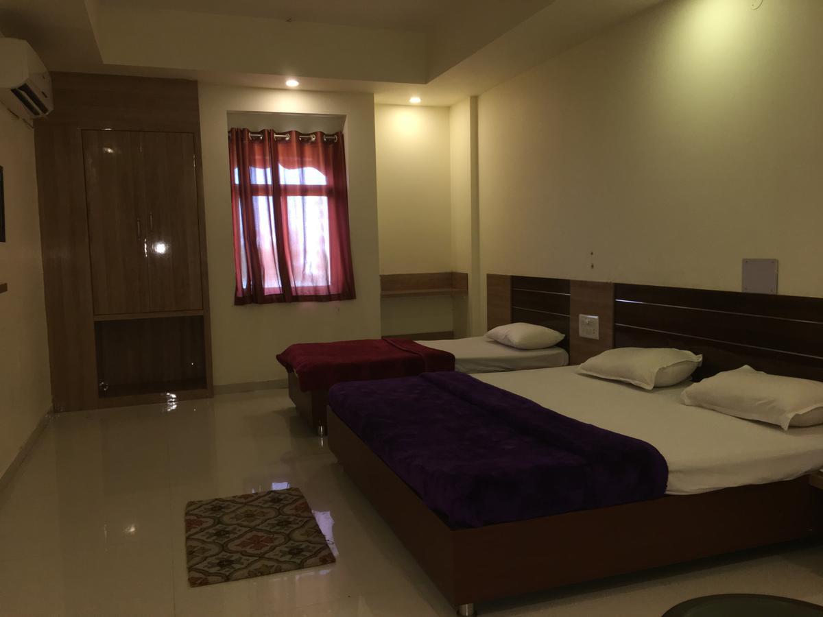 Kailash Presidency Hotel Bhopal Ngoại thất bức ảnh