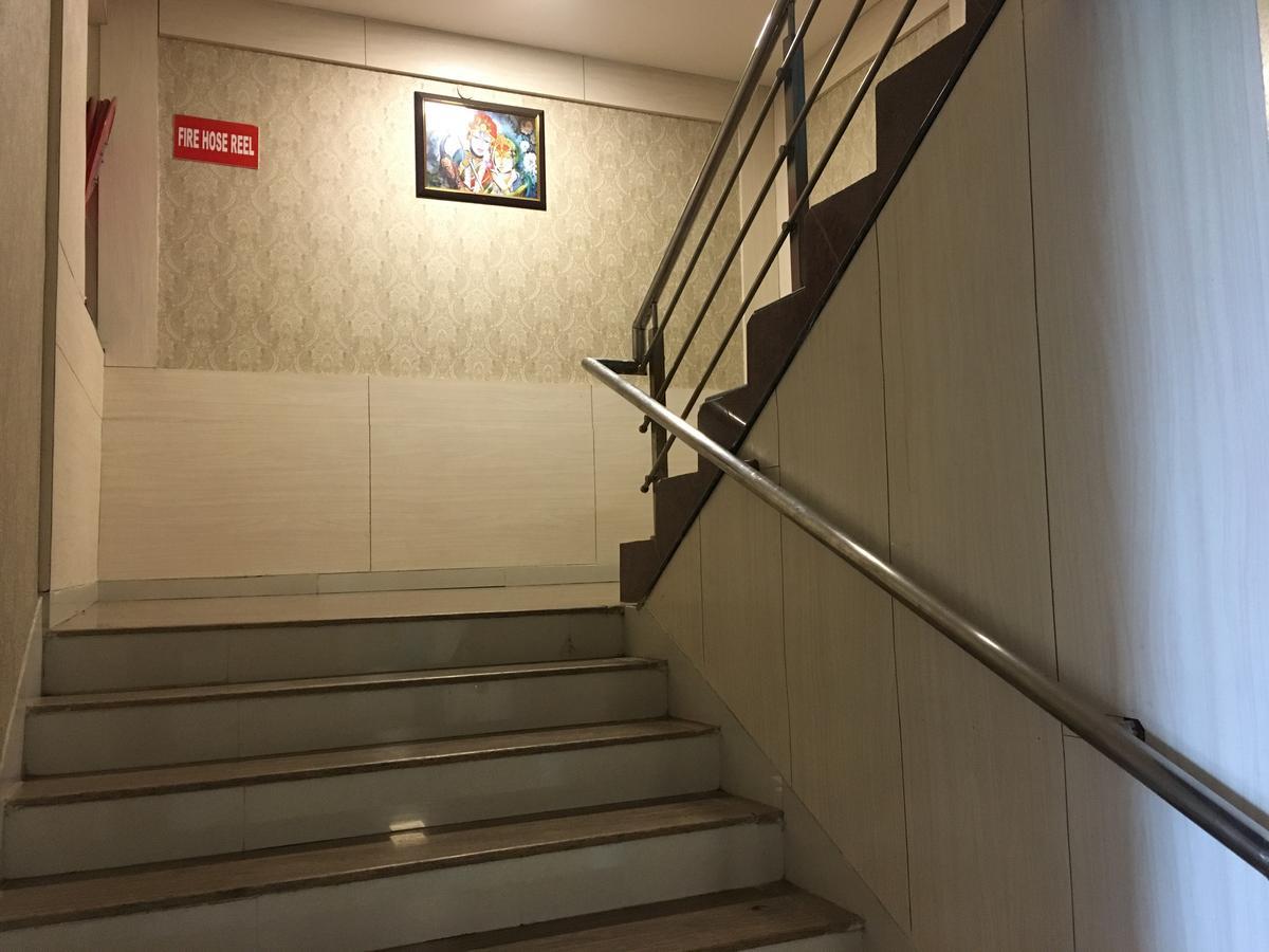 Kailash Presidency Hotel Bhopal Ngoại thất bức ảnh