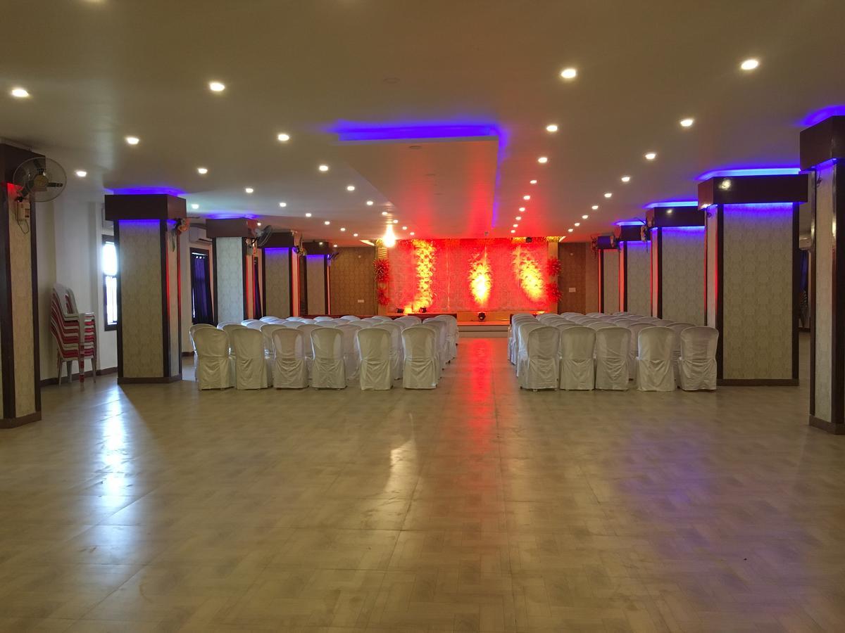 Kailash Presidency Hotel Bhopal Ngoại thất bức ảnh