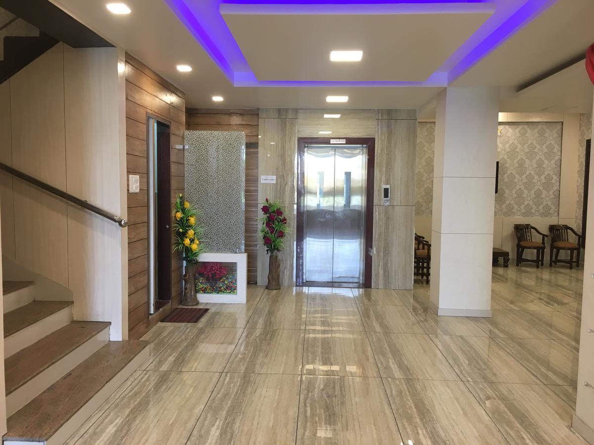 Kailash Presidency Hotel Bhopal Ngoại thất bức ảnh